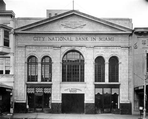 black banks in miami